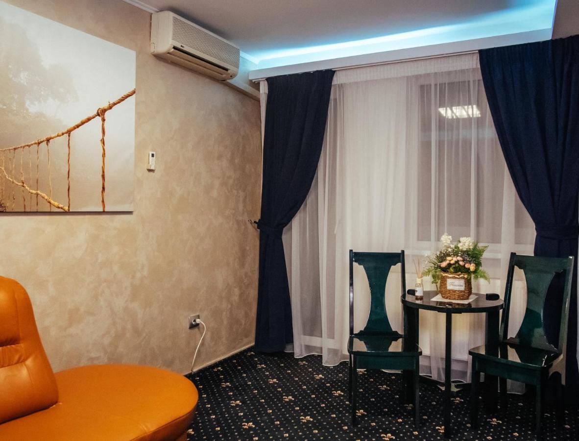Hotel Restaurant Rustic Александрия Экстерьер фото