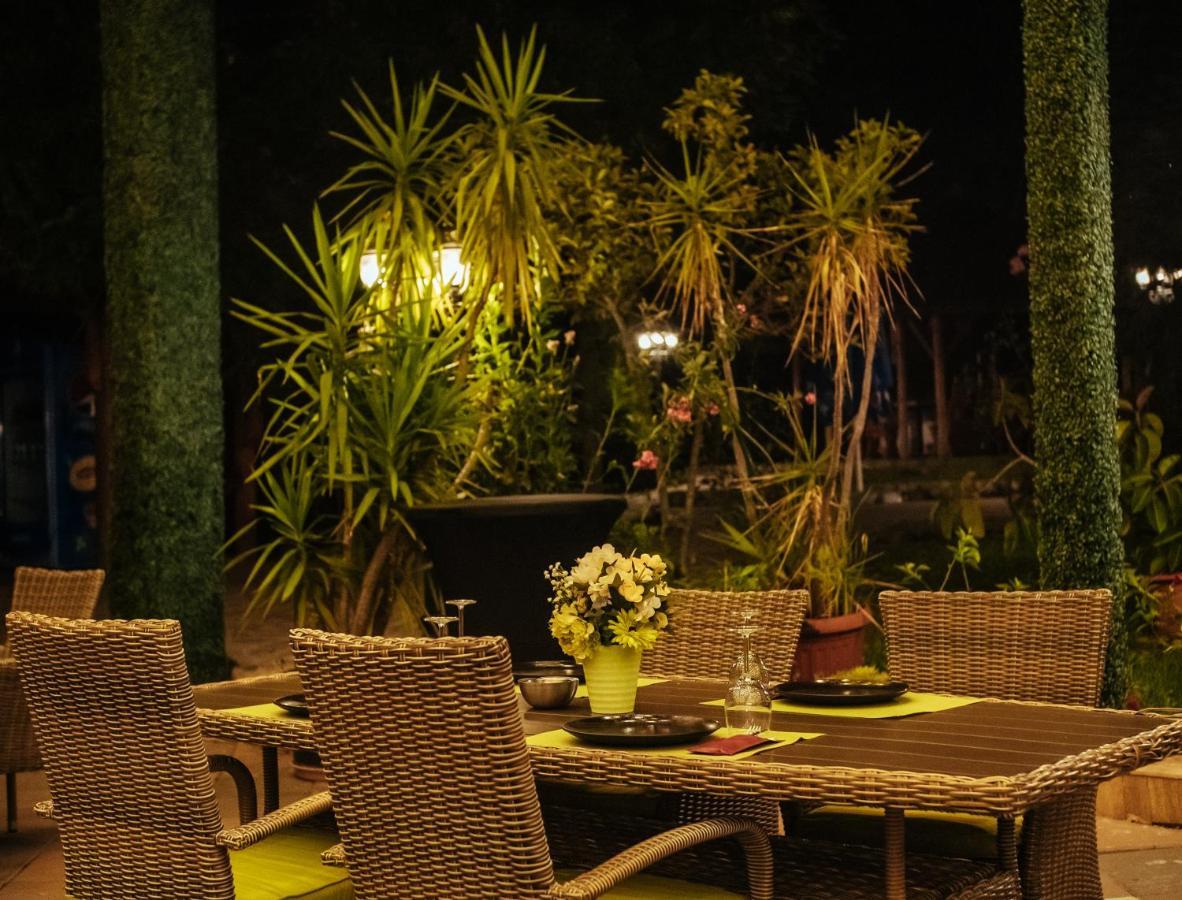Hotel Restaurant Rustic Александрия Экстерьер фото